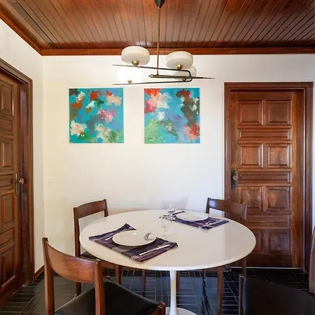 Atlantic Views Luxury Retreat Апартаменты