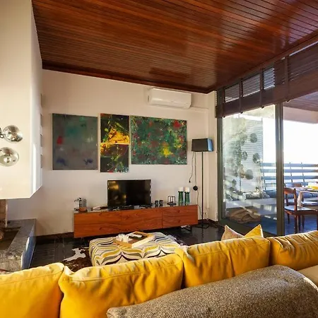 Апартаменты Atlantic Views Luxury Retreat *